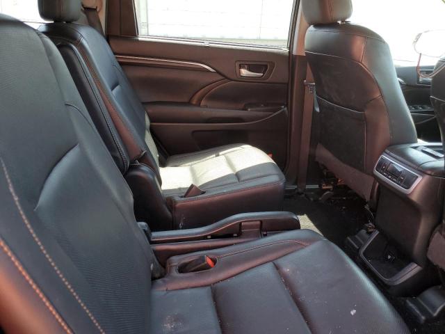 Photo 11 from auction – 2015 TOYOTA HIGHLANDER with VIN 5TDDKRFH0FS100666