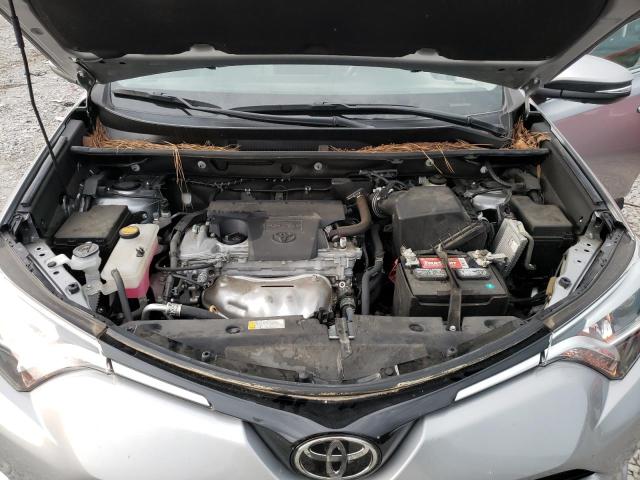 Photo 12 from auction – 2018 TOYOTA RAV4 LIMIT with VIN 2T3YFREV6JW452901