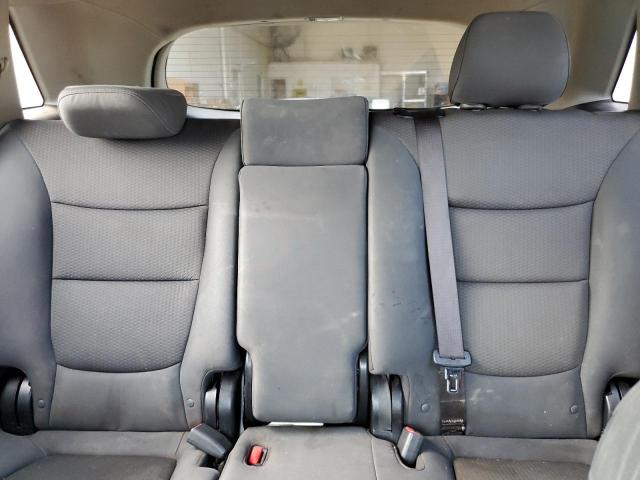 Photo 10 from auction – 2013 KIA SORENTO LX with VIN 5XYKT3A69DG412292