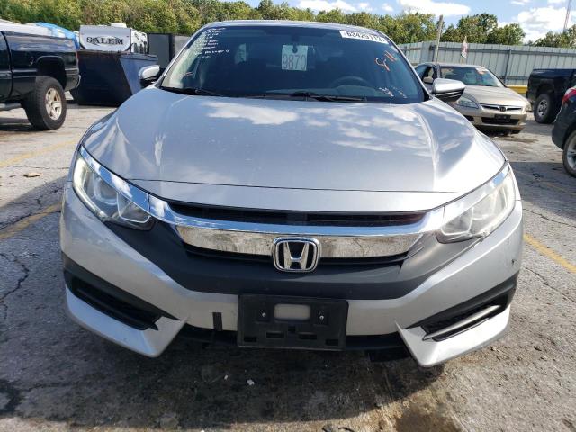 صورة رقم 5 من المزاد - 2017 HONDA CIVIC EX مع VIN 19XFC2F79HE018422