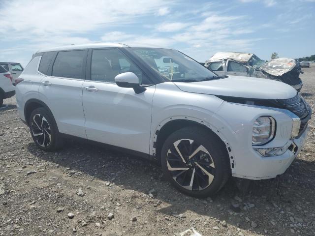 Photo 4 from auction – 2023 MITSUBISHI OUTLANDER with VIN JA4J3UA8XPZ033160