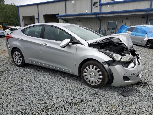 Photo 4 from auction – 2011 HYUNDAI ELANTRA GL with VIN 5NPDH4AE9BH045018