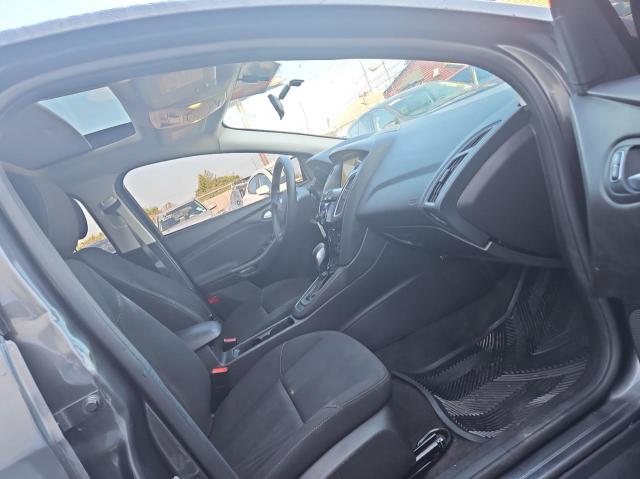 Zdjęcie 5 z aukcji – 2017 FORD FOCUS SEL z VIN 1FADP3H20HL270477