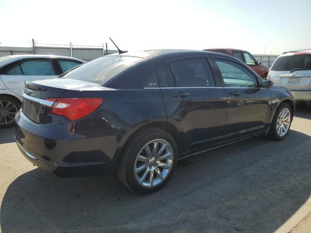 Foto 3 de la subasta – 2013 CHRYSLER 200 LX con VIN 1C3CCBABXDN647986