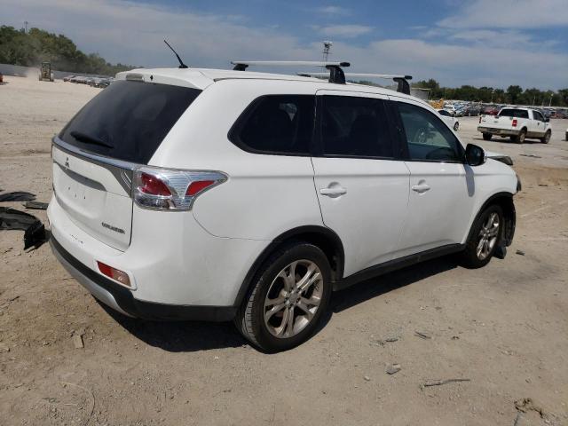 Photo 3 from auction – 2015 MITSUBISHI OUTLANDER with VIN JA4AD3A33FZ010006