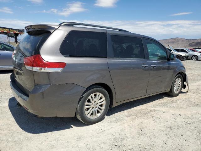 Photo 3 from auction – 2012 TOYOTA SIENNA XLE with VIN 5TDYK3DC2CS223838