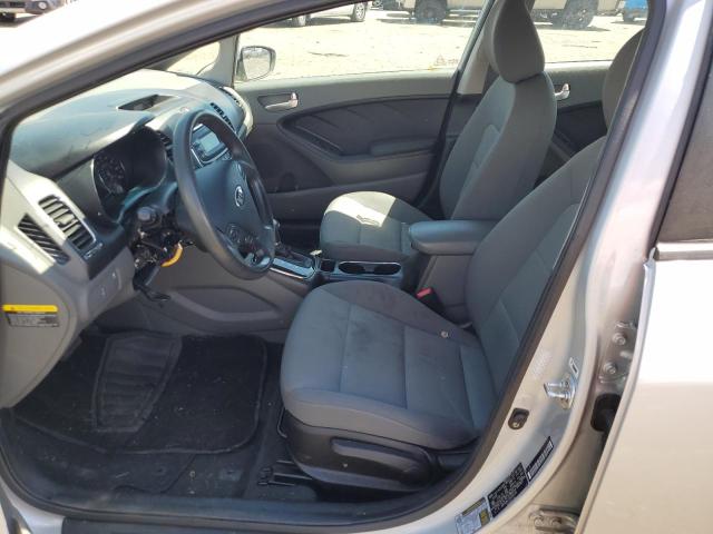 Photo 7 from auction – 2017 KIA FORTE LX with VIN 3KPFK4A72HE030238