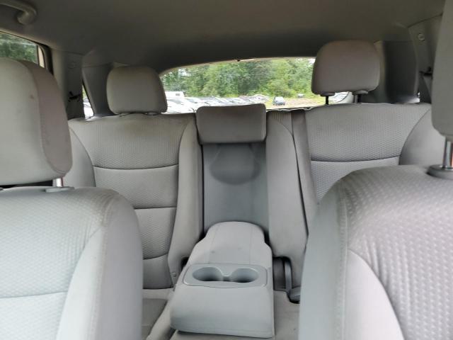 Photo 10 from auction – 2013 KIA SORENTO LX with VIN 5XYKTDA23DG320047
