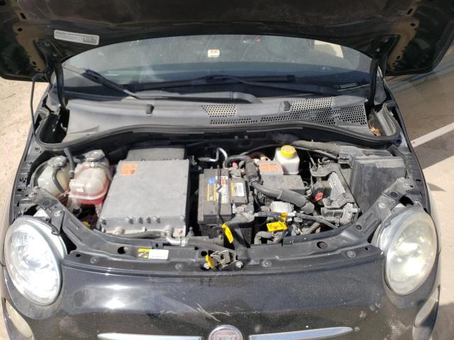 Photo 11 from auction – 2015 FIAT 500 ELECTR with VIN 3C3CFFGE4FT527345