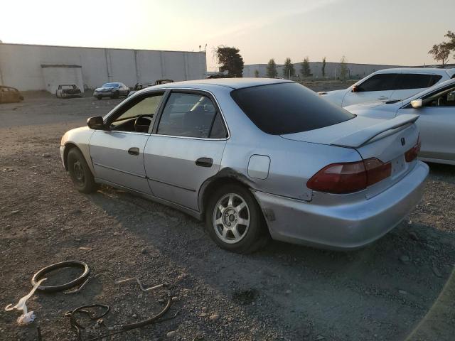 Photo 2 from auction – 2000 HONDA ACCORD DX with VIN 1HGCF864XYA127012