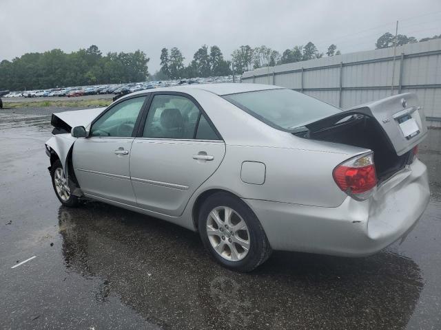 Photo 2 from auction – 2005 TOYOTA CAMRY LE with VIN 4T1BE30K55U070456