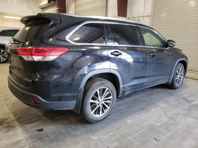 Photo 3 from auction – 2018 TOYOTA HIGHLANDER with VIN 5TDJZRFH2JS815410