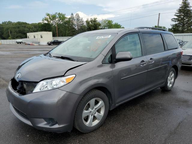 TOYOTA SIENNA LE 2017 with VIN 5TDKZ3DC8HS867370 - Photo from auction