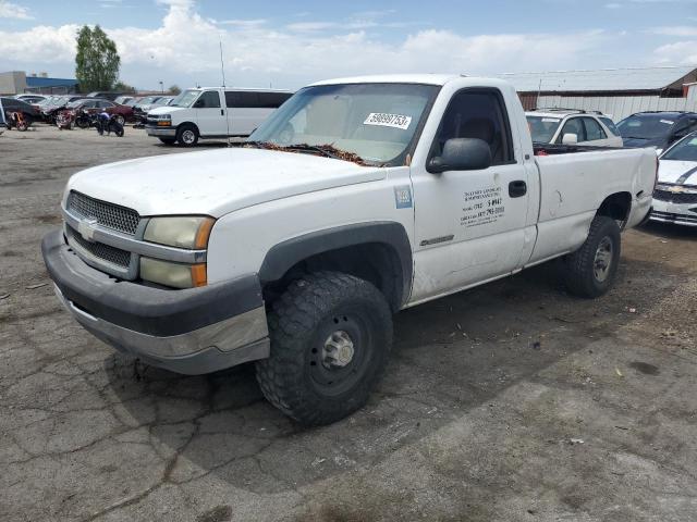 CHEVROLET SILVERADO 2003 with VIN 1GCHC24U33E328605 - Photo from auction