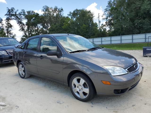 Photo 4 from auction – 2005 FORD FOCUS with VIN 1FAFP34N95W311983