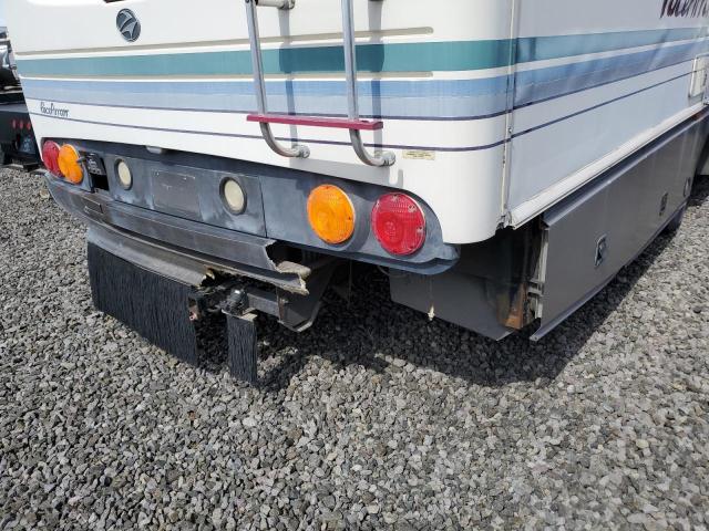 Photo 9 from auction – 1995 FLEETWOOD PACE ARROW with VIN 3FCMF53G2RJB11103
