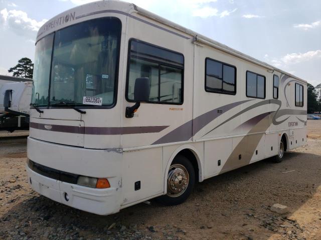 Photo 2 from auction – 2000 FREIGHTLINER CHASSIS X with VIN 4UZ6EFBC3YCH36073