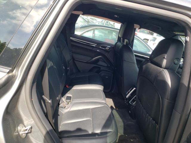 Photo 10 from auction – 2014 PORSCHE CAYENNE with VIN WP1AA2A25ELA03705