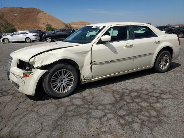 CHRYSLER 300 2009 مع رقم تعريف المركبة 2C3KA53V69H621623 - صورة من المزاد