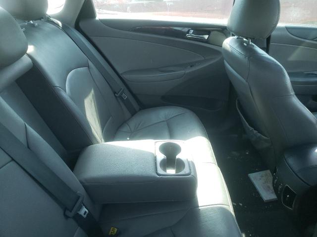 Photo 10 from auction – 2011 HYUNDAI SONATA with VIN 5NPEC4AB6BH278234