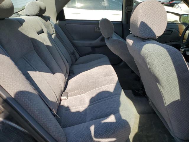 Photo 10 from auction – 2000 TOYOTA CAMRY LE with VIN 4T1BF22K7YU956352