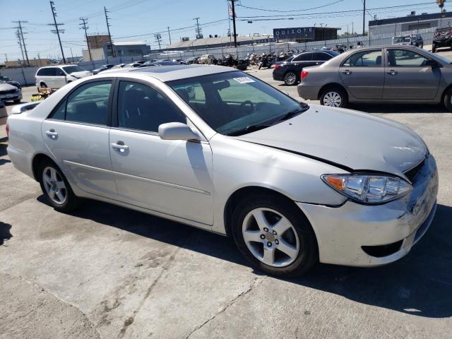 Photo 4 from auction – 2005 TOYOTA CAMRY LE with VIN 4T1BE32K95U988482