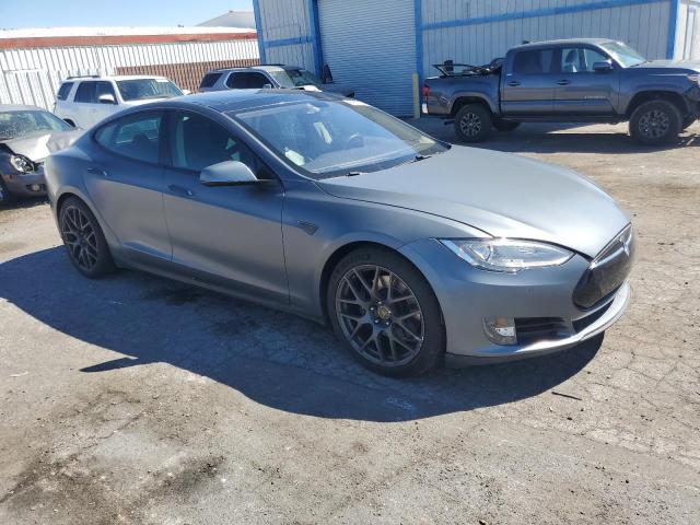 Photo 4 from auction – 2013 TESLA MODEL S with VIN 5YJSA1CP4DFP22700