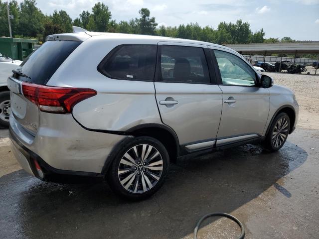 Photo 3 from auction – 2019 MITSUBISHI OUTLANDER with VIN JA4AD3A33KZ042867