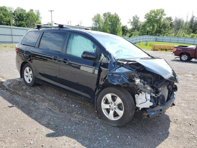 Photo 4 from auction – 2017 TOYOTA SIENNA LE with VIN 5TDKZ3DC6HS820256