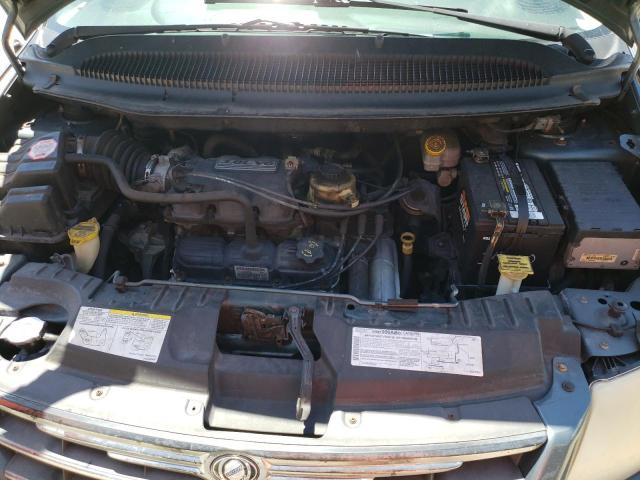 Photo 12 from auction – 2005 CHRYSLER TOWN AND C with VIN 2C8GP64LX5R118361