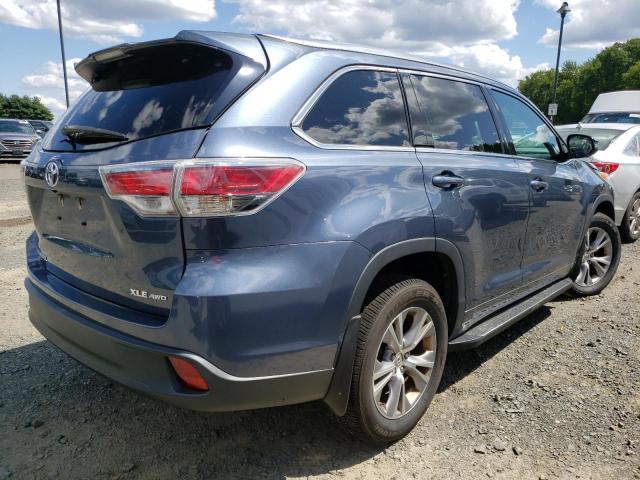 Photo 3 from auction – 2015 TOYOTA HIGHLANDER with VIN 5TDJKRFH7FS220404