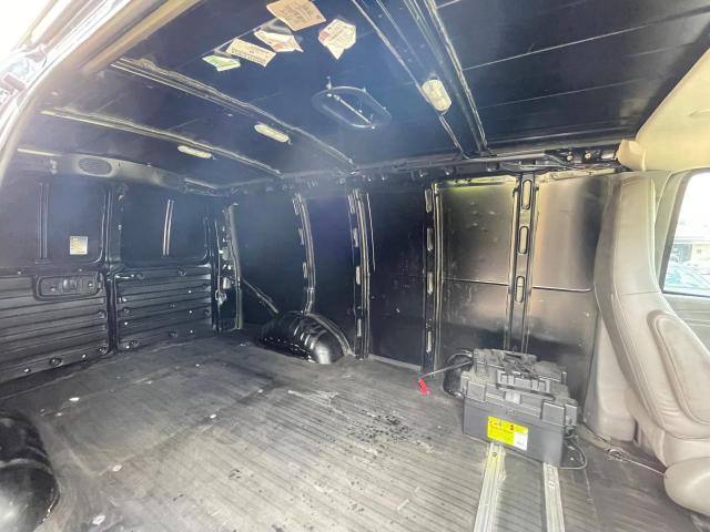 Photo 6 from auction – 2018 CHEVROLET EXPRESS G2 with VIN 1GCWGAFP8J1185930