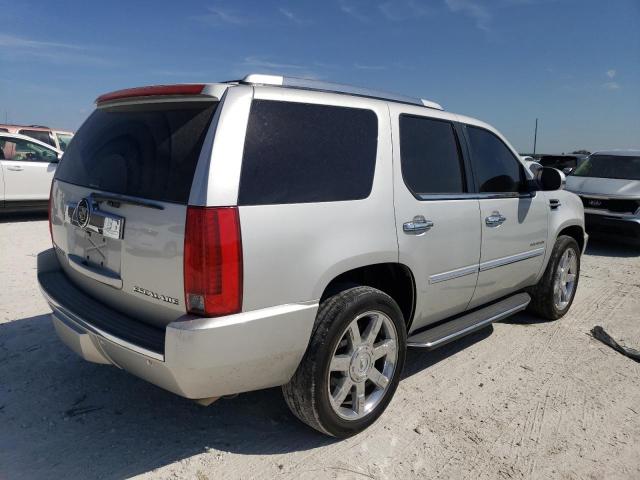 Photo 3 from auction – 2010 CADILLAC ESCALADE L with VIN 1GYUKBEF1AR269104