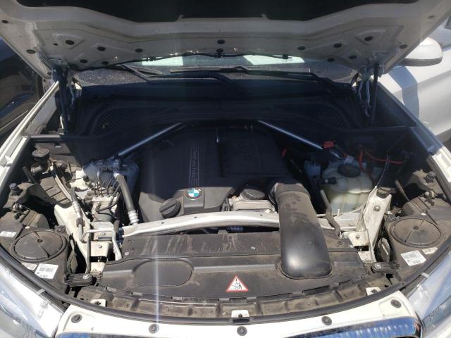Photo 12 from auction – 2016 BMW X5 XDRIVE3 with VIN 5UXKR0C54G0P30279