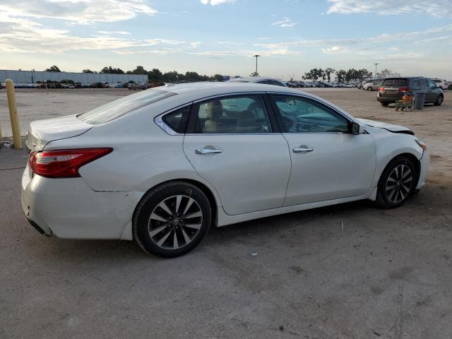 Photo 3 from auction – 2017 NISSAN ALTIMA 2.5 with VIN 1N4AL3AP7HC170753