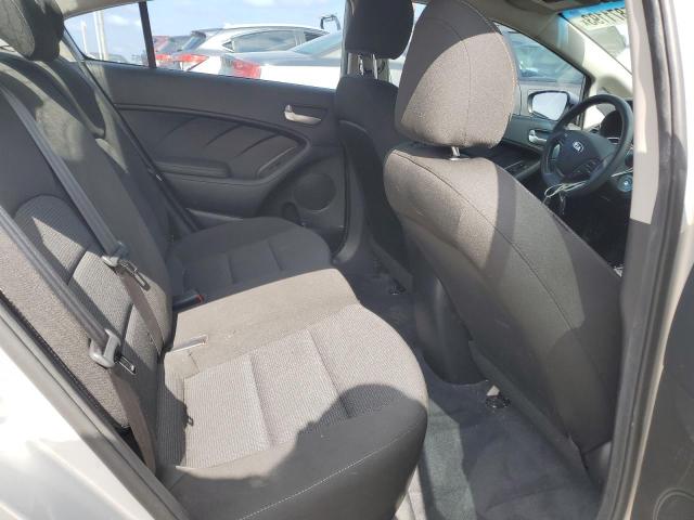 Photo 10 from auction – 2018 KIA FORTE LX with VIN 3KPFK4A78JE273252