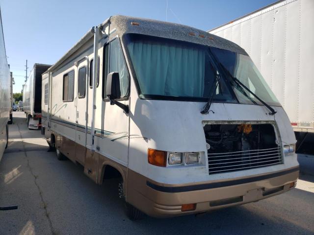 GXML PURSUIT 1998 with VIN 1GBKP37J2V3316188 - Photo from auction