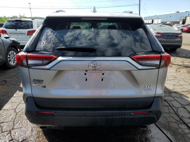 Photo 6 from auction – 2020 TOYOTA RAV4 XLE with VIN 2T3P1RFV8LC093936