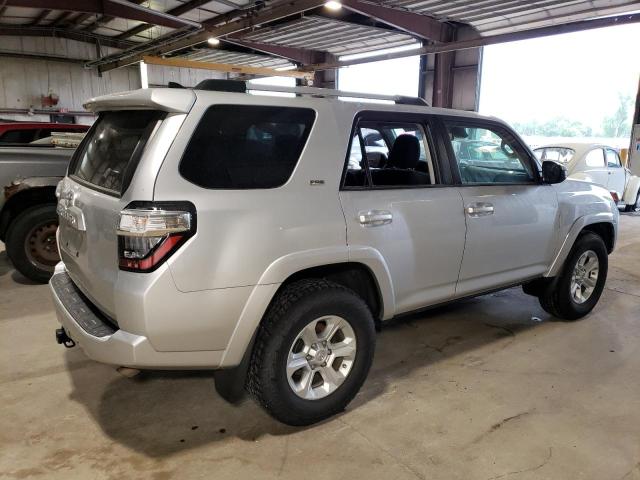 Photo 3 from auction – 2021 TOYOTA 4RUNNER SR with VIN JTEEU5JRXM5234591