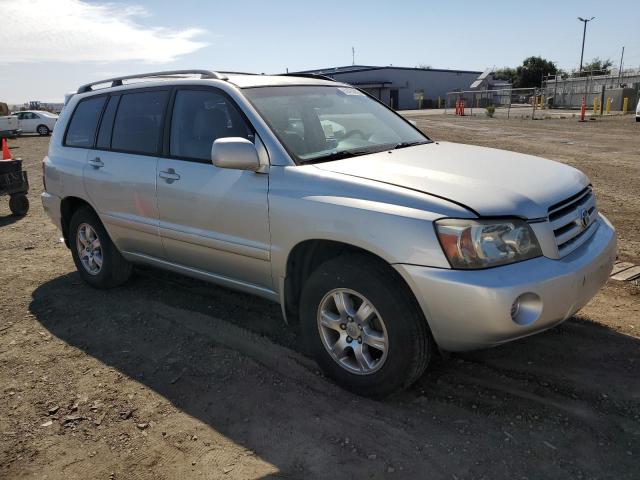 Photo 4 from auction – 2005 TOYOTA HIGHLANDER with VIN JTEDP21AX50048379