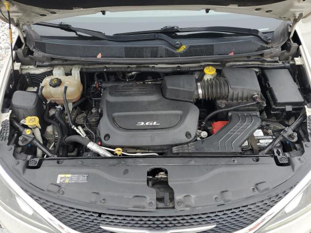 Photo 12 from auction – 2017 CHRYSLER PACIFICA T with VIN 2C4RC1BGXHR553139