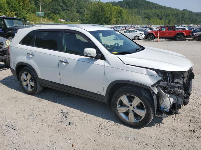 Photo 4 from auction – 2013 KIA SORENTO EX with VIN 5XYKUDA63DG360807