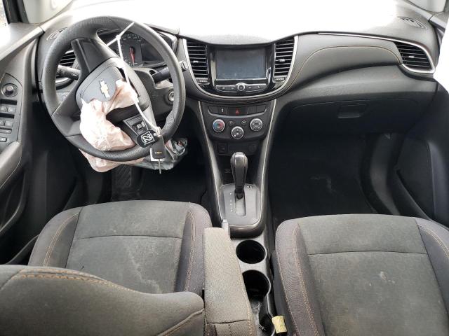 Photo 8 from auction – 2017 CHEVROLET TRAX LS with VIN 3GNCJKSB3HL227029