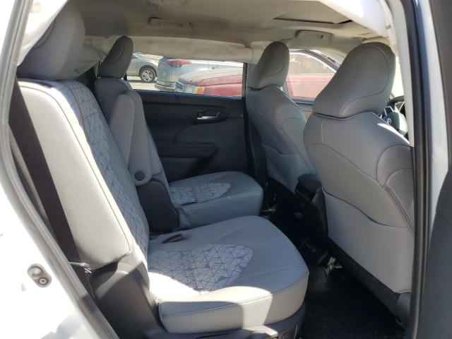 Photo 10 from auction – 2022 TOYOTA HIGHLANDER with VIN 5TDAARAH6NS514322