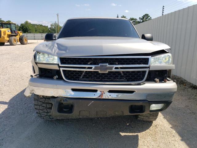 Снимка 5 от търг – 2006 CHEVROLET SILVERADO с VIN 1GCEK19B16Z239765