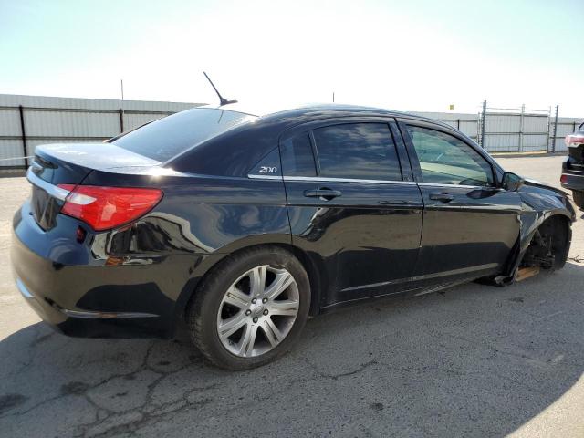 Photo 3 from auction – 2013 CHRYSLER 200 LX with VIN 1C3CCBAB1DN646869