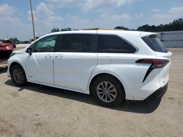 Photo 2 from auction – 2021 TOYOTA SIENNA LE with VIN 5TDKRKEC9MS046085