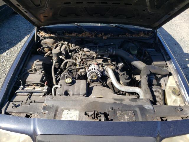 Photo 11 from auction – 1999 FORD CROWN VICT with VIN 2FAFP71W2XX167429