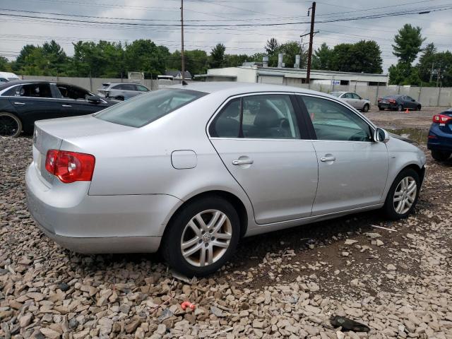 Photo 3 from auction – 2007 VOLKSWAGEN JETTA WOLF with VIN 3VWEF71K27M189574