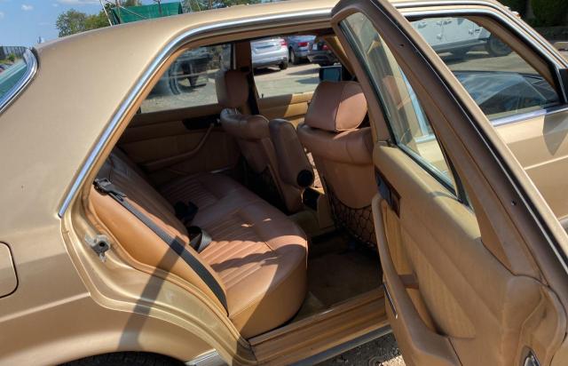 Photo 6 from auction – 1984 MERCEDES-BENZ 300 SD with VIN WDBCB20A2EA076234